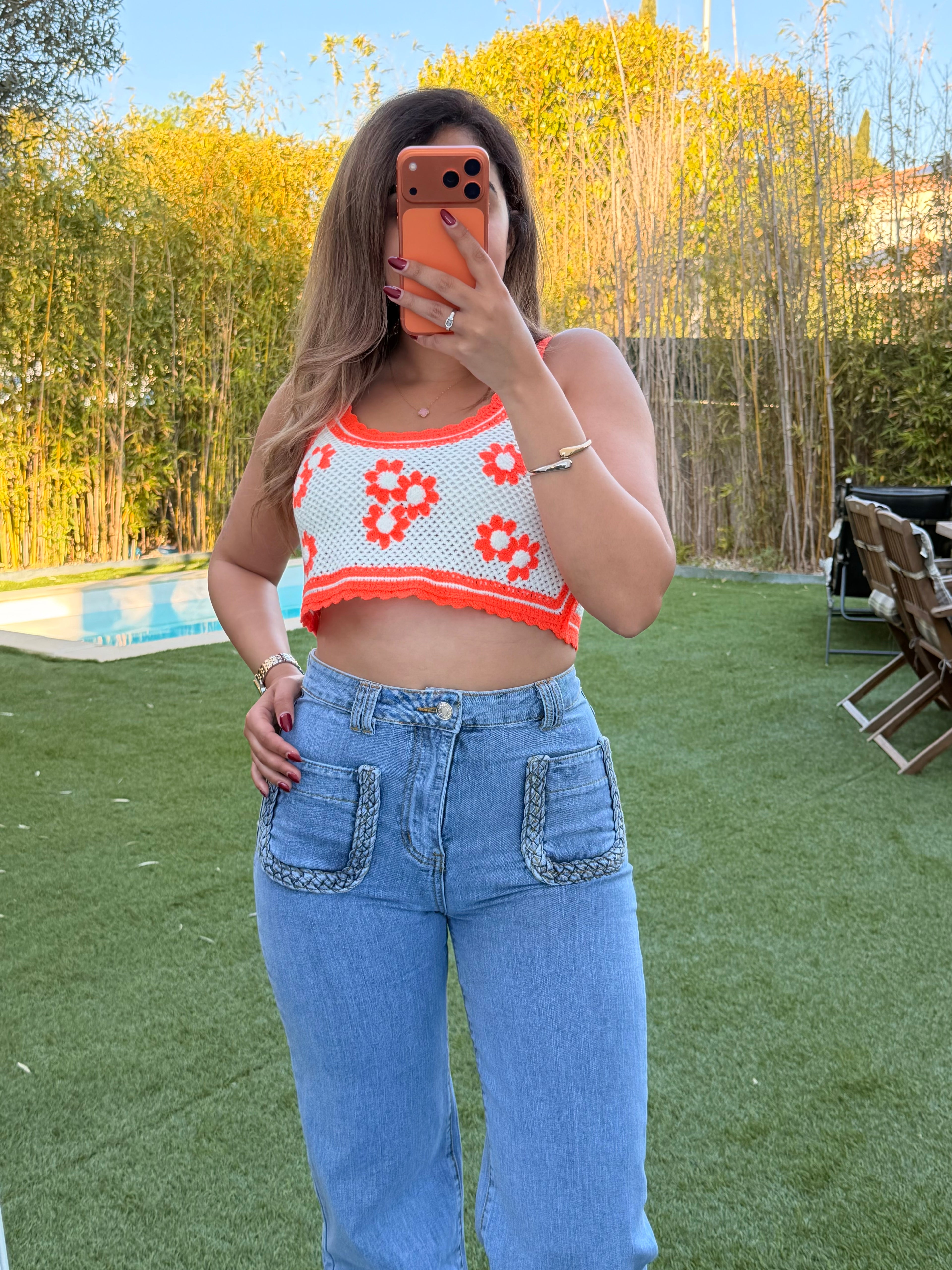 Top orange
